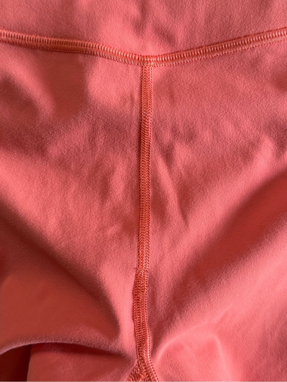 Ladies Vuori Studio Pockets Shorts in Grapefruit - Sz M - Picture 12 of 12